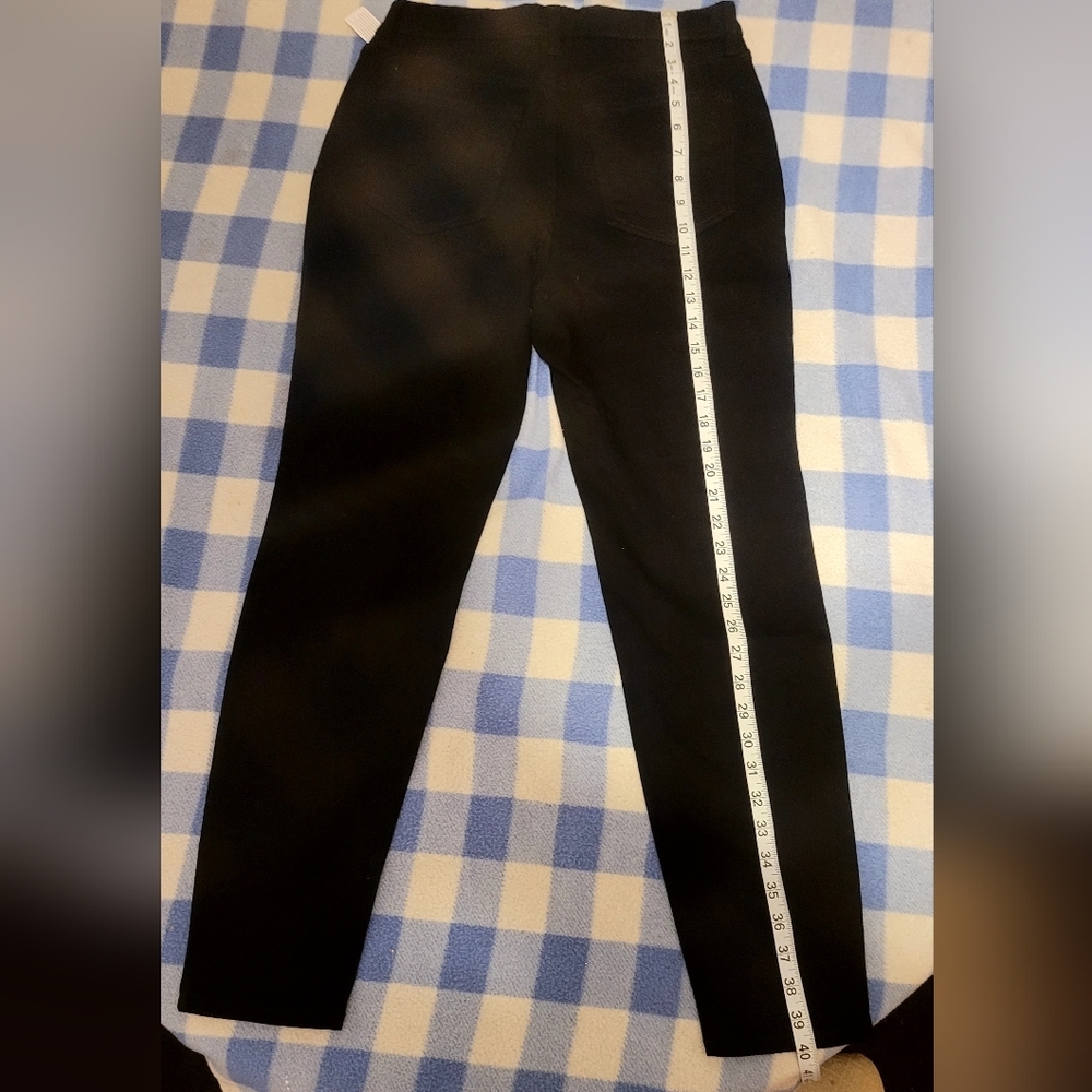 NWT High Rise Black Skinny Jeans With Stretch Ladies Size 8 - Picture 5 of 7